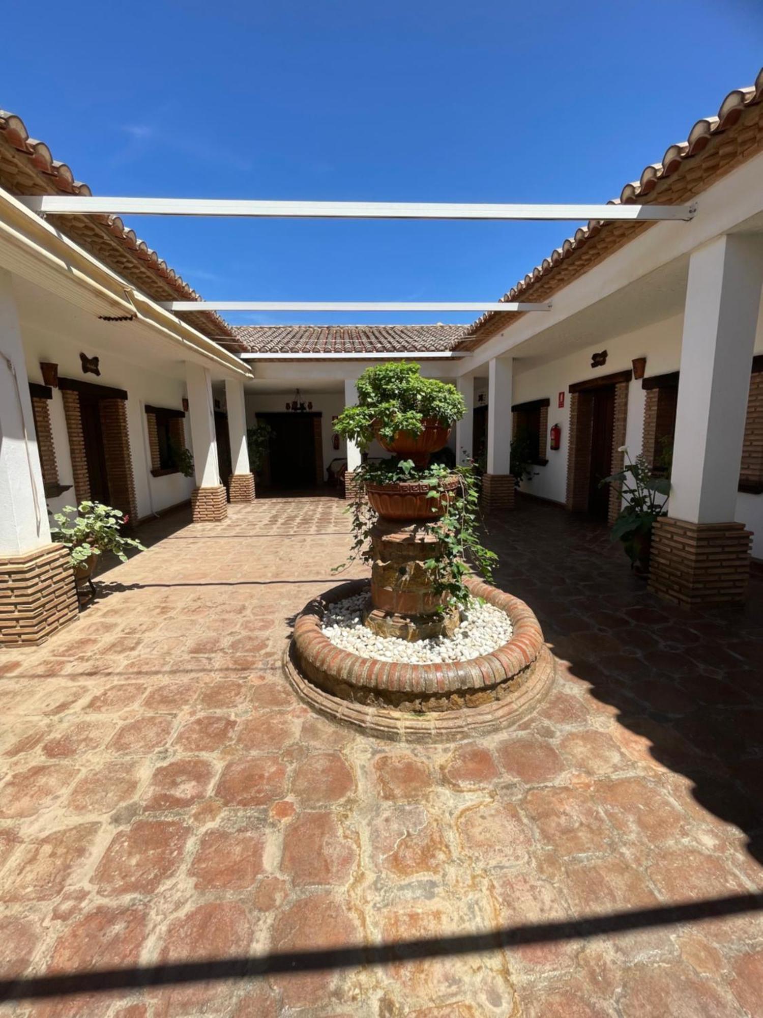 La Hacienda Del Marquesado Hotel Albunan Eksteriør billede